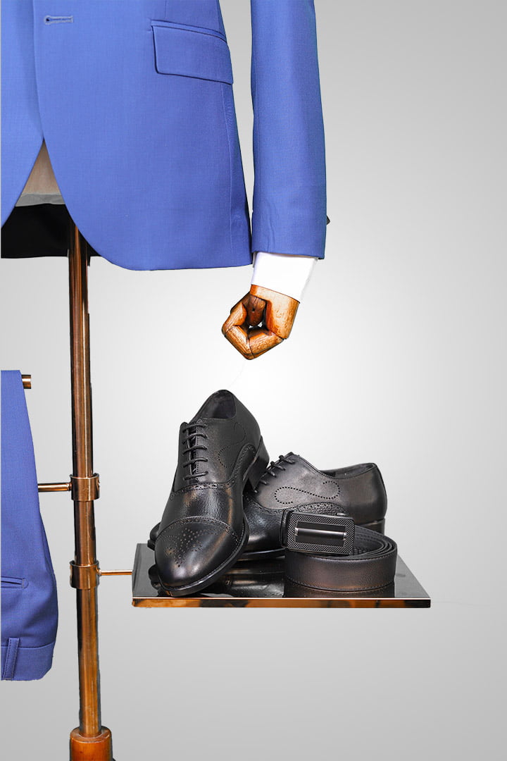 کت و شلوار لوپیناس رنگ آبی جزییات کفش